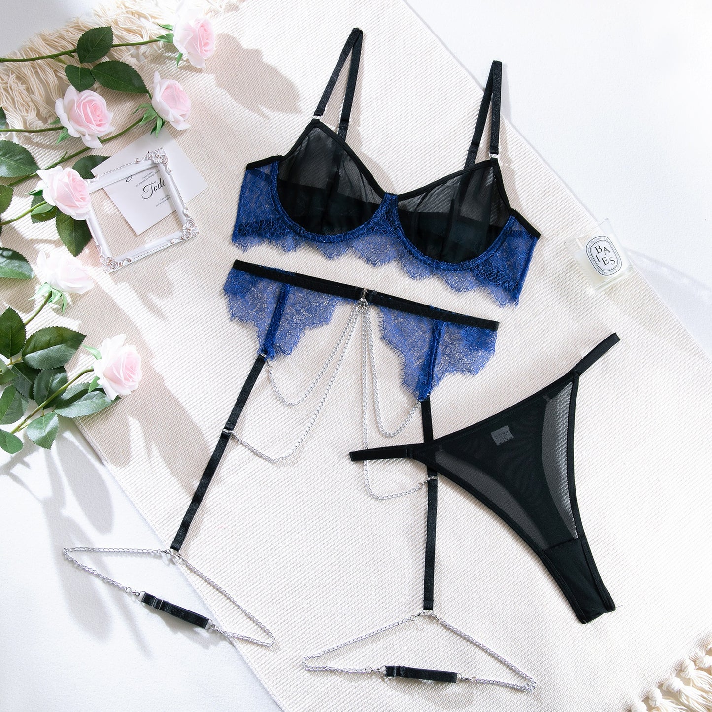 Sexy Lingerie Lace Mesh Splicing Contrast Color Gathered Transparent with Chain Three-Piece Set
