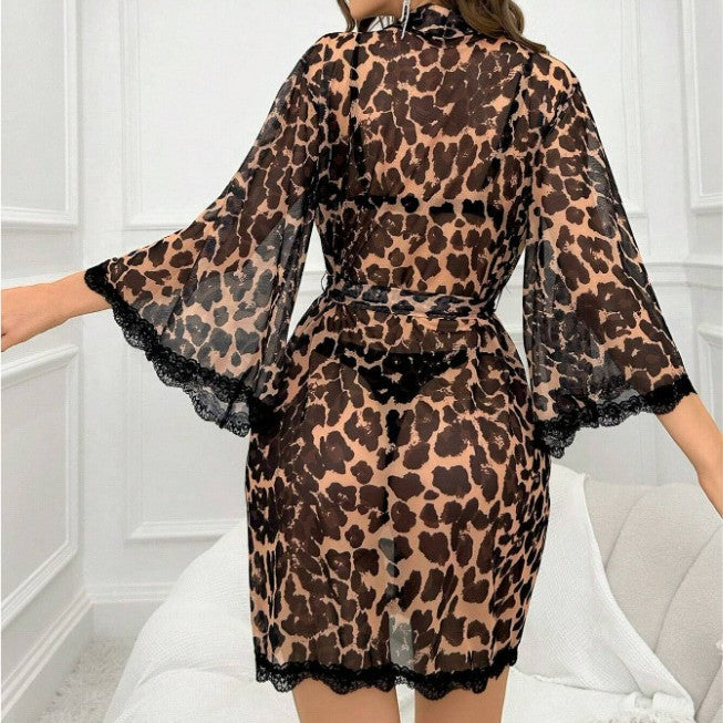 Sexy Leopard Print Robe Set - Fashionable and Versatile Lingerie for Intimate Moments